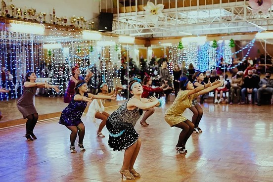 Танцевальный зал Аэлита